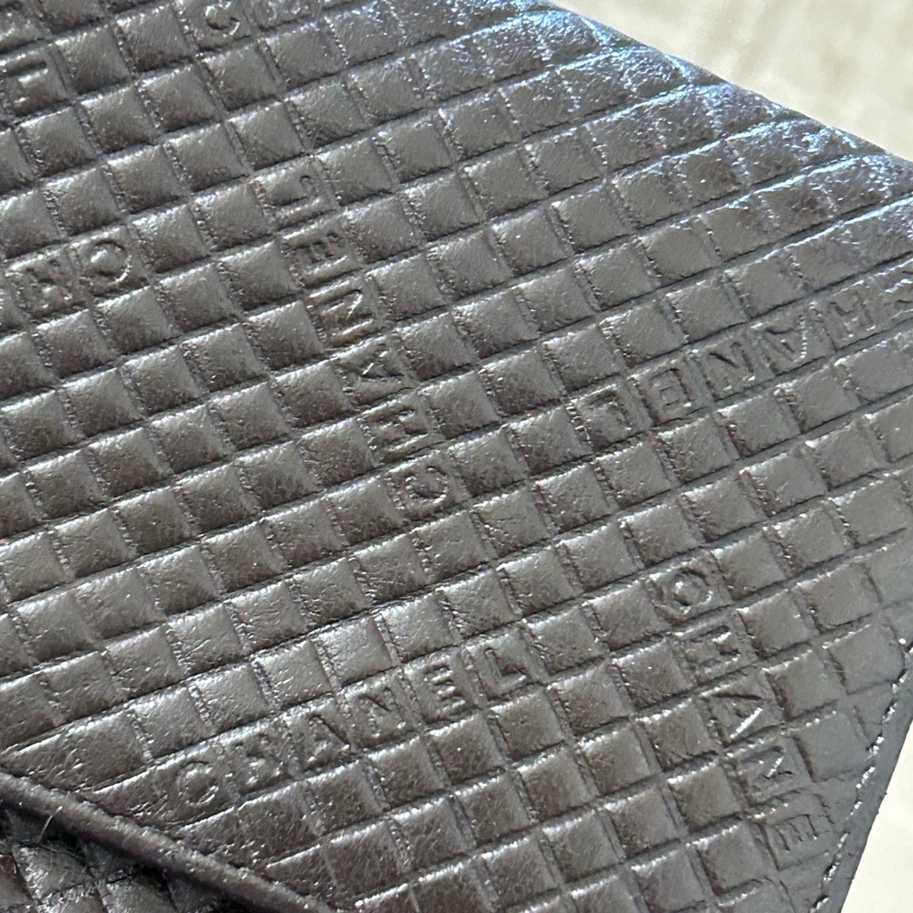 CHANEL 🌹SOLD🌹 - Picture 16 of 17